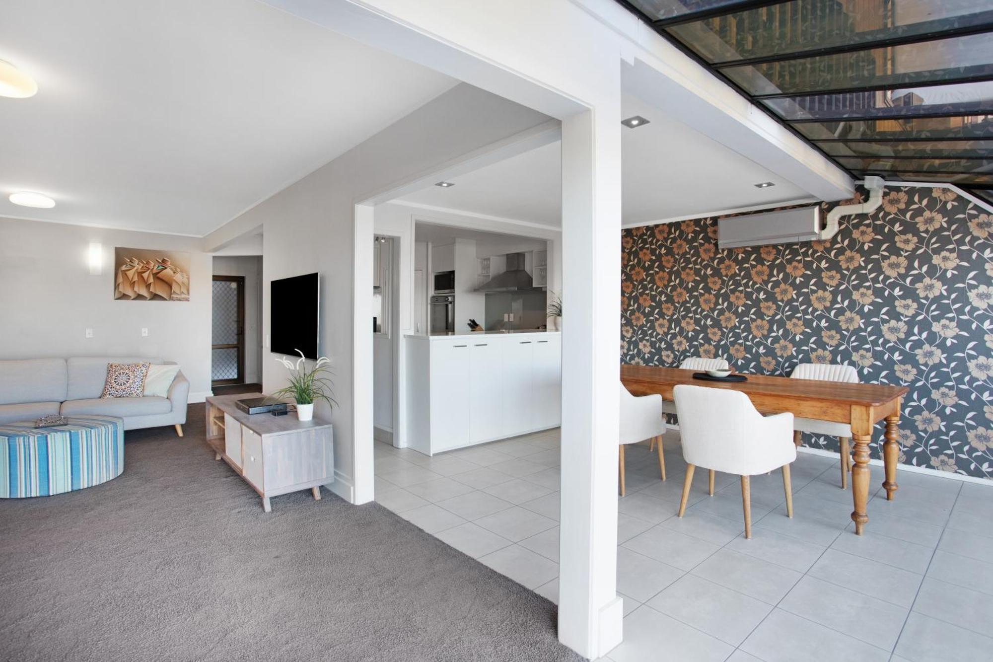 Parnell Vista 2br With Seaview Auckland